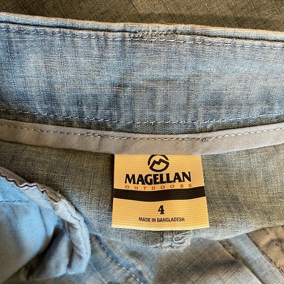 NWT Magellan lightweight, light denim color 4” inseam short. 4 pockets. Size 4 - Picture 6 of 9